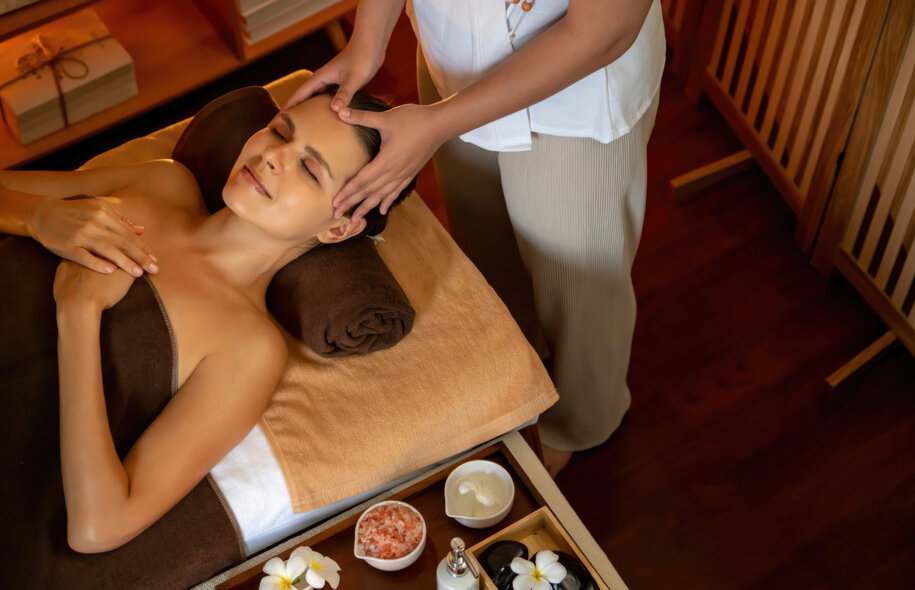Massaggio ayurvedico shirodhara